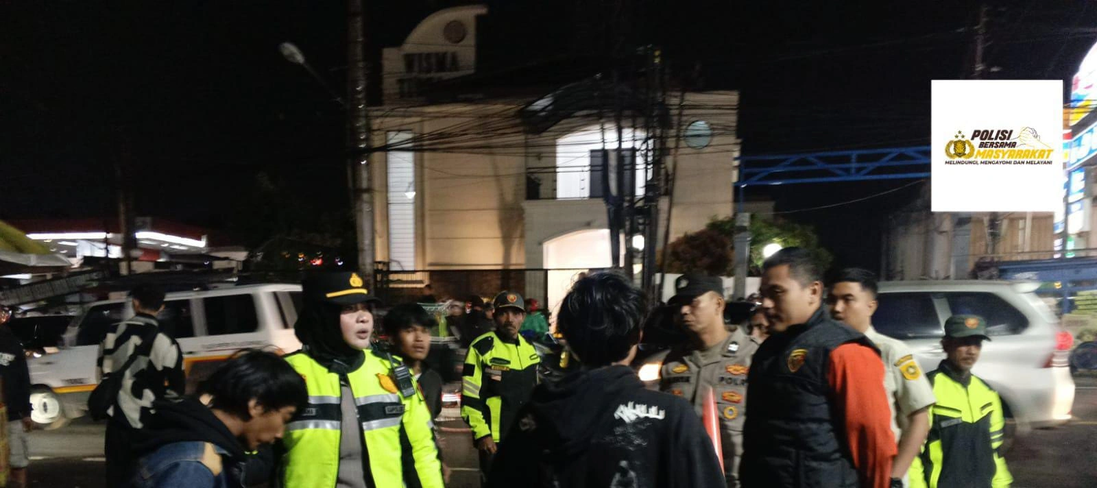 Beritaliputan.id || Bogor - Polres Bogor Satuan Polda Jawa Barat. Polsek Megamendung satuan Polres Bogor Kabupaten Bogor menggelar patroli KRYD dalam rangka menjaga kondusivitas wilayah Megamendung